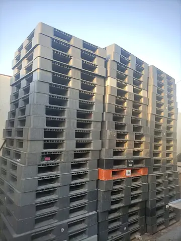 Dubai pallets Plastics used