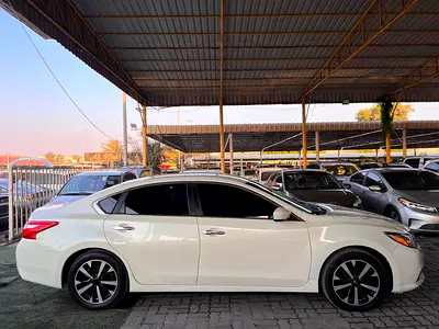 2017 Nissan ALTIMA — фото 7