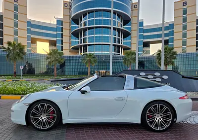 صورة 4 لـ 2015 Porsche 911