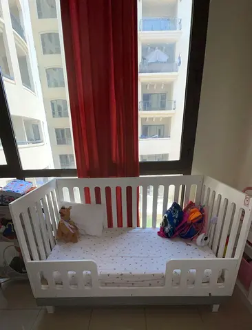 Kids Bed / Crib
