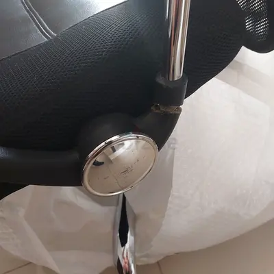 Used ergonomic office chair (mesh back) - spare/parts or repair