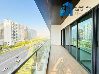 Modern 1br | Great layout | Open View | 4 chqs