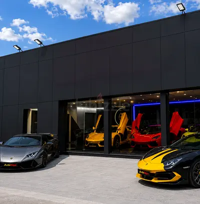 Ready Car showroom for lease ,Key money required