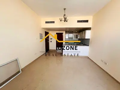 Studio With Balcony - Free Sand parking - Muwaileh