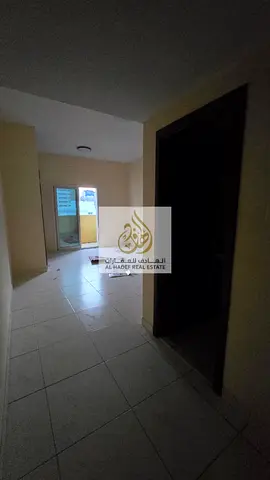 🏡 للإيجار السنوي بعجمان | شقة غرفة وصالة في الراشدية 3 🏡 ✨ صالة منفصلة | مساحة واسعة جداً | تكييف مركزي