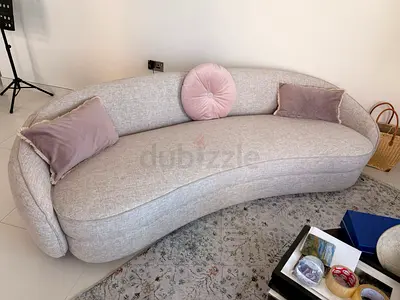 Sofa “The One” - 200 cm inside seating area - curved Modern 3-Seater in excellent condition.