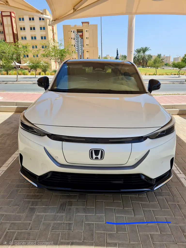 Honda ENS1 2023 — photo 1 of 10
