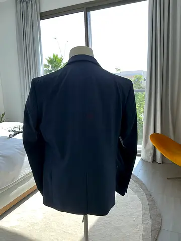 Hugo Boss Mens Navy Suit 40R/34R BRAND NEW