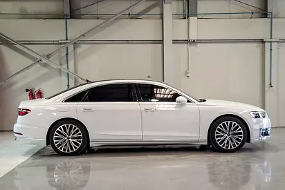 صورة 4 لـ 2021 AUDI A8