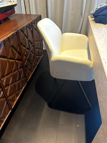 Marina home, Cream/white Upholstered Dining/Desk Chair with Metal Legs - Good Condition.