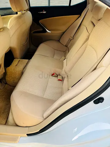Lexus IS 300 2007 GCC Specs - Well Maintained