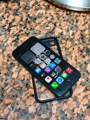 Apple iPhone SE (2020) – 256GB – Excellent Condition