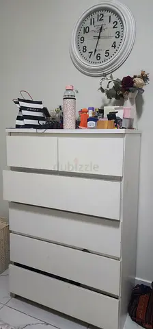 White 6-Drawer Dresser / Chest in Good Condition