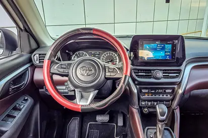 2025 Toyota URBAN CRUISER 照片 10