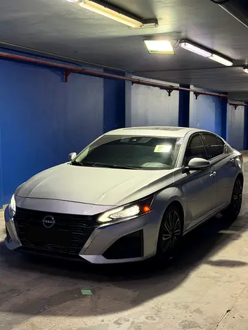 Nissan Altima SL 2024 - American Specs - Fully Loaded