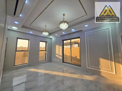 فرصة مميزة لاستئجار فيلا بتصميم عصري ومساحات رحبة، تقع في واحدة من أكثر المناطق السكنية طلبًا في الياسمين، وتوفر بيئة مثالية للعائلات الباحثة عن الراح