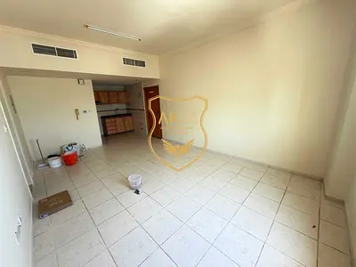 Well-Maintained Studio Available for Family