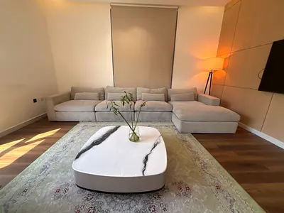 Large Light Grey Modular Sofa with Chaise - Comfortable 4-Seater with middle Marble table
