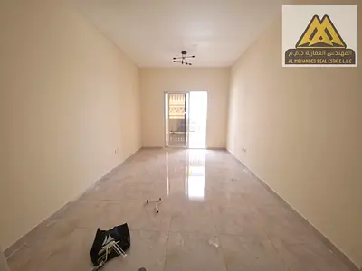 للإيجار غرفة وصالة بالحميدية 1، غرفة ماستر، 2 حمام، بلكونة، صيانة مجانية، قريب من الخدمات ومخرج الشارقة ودبي، 33 ألف، 6 دفعات.