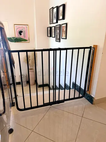 Stair gate / baby gate