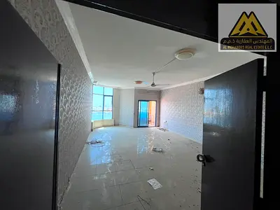 Excellent location | Excellent price | Vibrant area | Close to all amenities | Regular maintenance included | Open view
