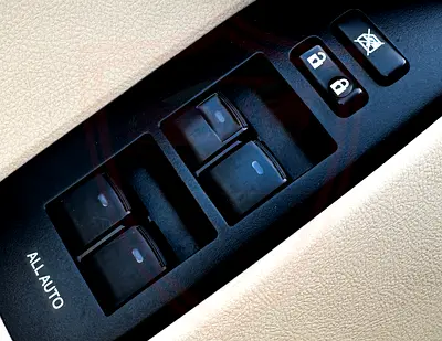 صورة 19 لـ 2019 Toyota PRADO