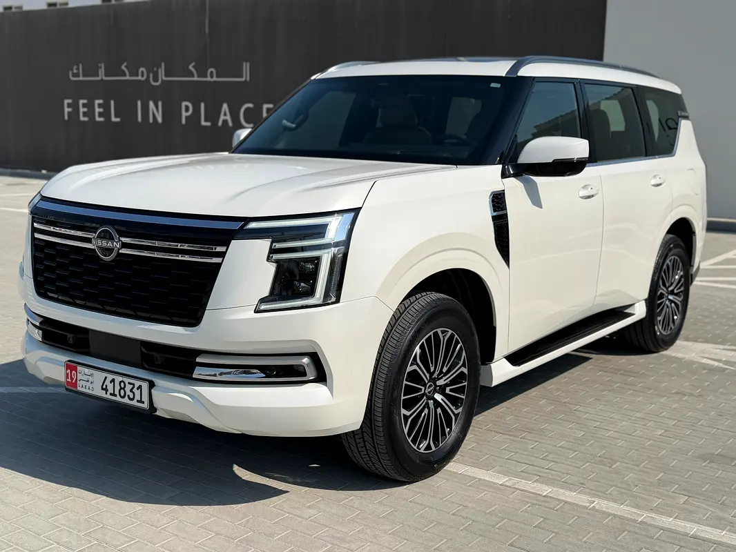 Nissan Patrol 2025 — photo 1 of 20
