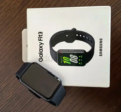 Samsung Galaxy Fit3 Smartwatch, price 85 AED