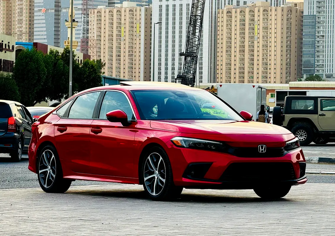 Honda Civic 2022 — photo 1 of 15