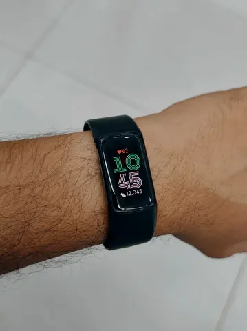 Fitbit Charge 6