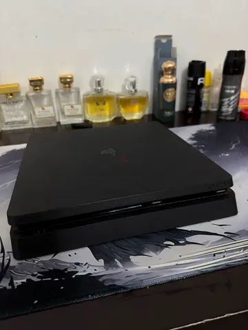 PlayStation 4 Slim - Good Working Condition 1TB