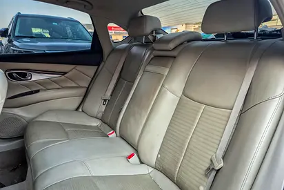 2016 Infiniti Q70 — фото 12
