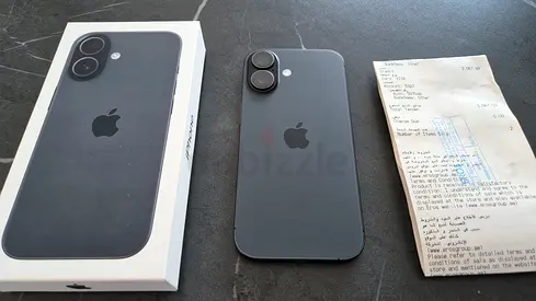 Iphone 17 black under warranty