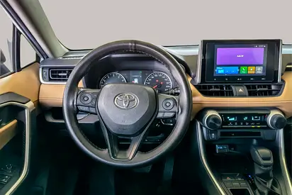 صورة 10 لـ 2023 Toyota RAV 4