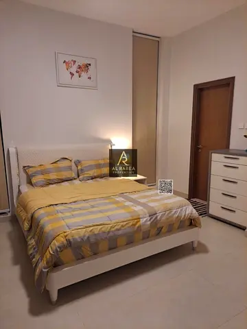 2bhk-Balcony - pool, gym and free parking.-onE311-Furnished