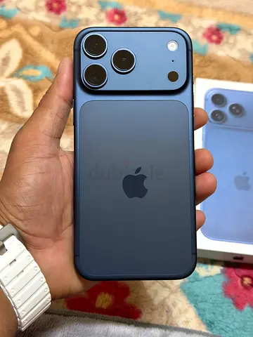 IPhone 17 pro max 256 Blue