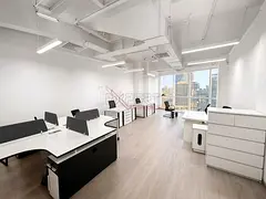 Spacious Office | Vacant | Canal View