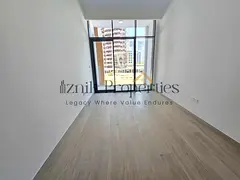 Premium Finishes | Waterfront Living | New Building