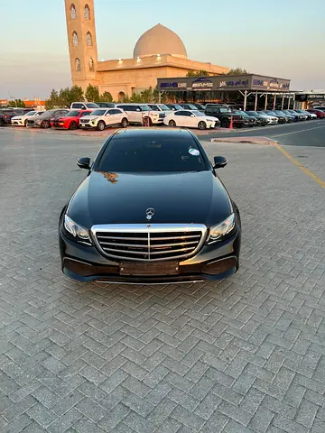 2018 Mercedes-Benz E-Class E 300 4MATIC (Korean Specs) - Excellent Condition