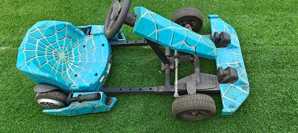 Kids Ride-On Go-Kart (Manual, Blue Spider Design)