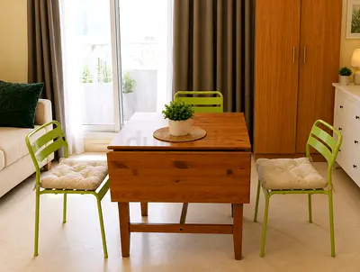 Dining table for sale
