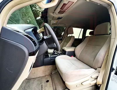 صورة 8 لـ 2019 Toyota PRADO