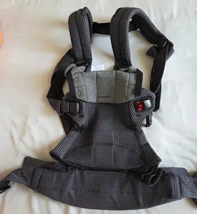 Bavy Bjorn Harmony - Ergonomic Baby Carrier / Front and Back Carry - Grey, Good Condition