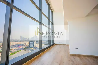 Duplex 3BR Apartment | Double-Height Living | Skyline & Sea Views