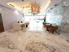 New building ● Close to Sahara centre ● Splanded 1-BHK Aprt with Balcony ● Master bedroom