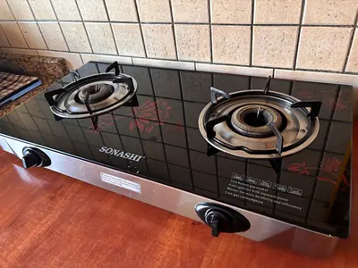 Sonashi 2-Burner Gas Stove for Sale