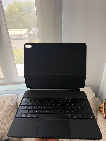 Apple Magic Keyboard 13 inch