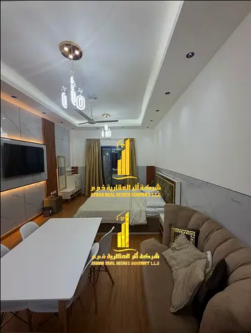 فرصة ذهبية أفخم استوديو مفروش بالكامل للإيجار الشهري كامل الانترنت والفواتير في ابراج النعيمية تاور سي   – عجمان ✨