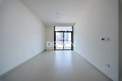 Desirable Unit | Chiller Free | Ready to Move in