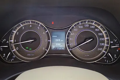 صورة 16 لـ 2015 Infiniti QX80